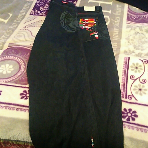 COOGI blue jeans - Picture 3 of 4